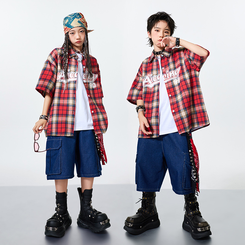 Street Fashion For Boy - ボーイズ社交ダンスヒップホップダンス衣装ガールズルーズチェック柄シャツデニムショーツセットファッションストリートウェアグループジャズパフォーマンスウェア