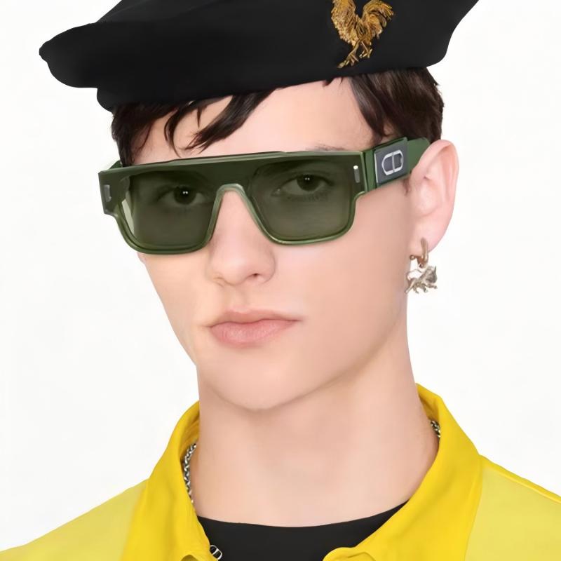 Street Fashion Shoot - トレンドのグリーンスクエアフレームサングラス 2024年新作 ファッションステージショーサングラス レトロストリート撮影 凹型モデリンググラス