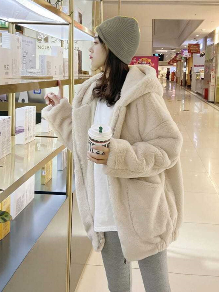 秋冬特大甘い肥厚ラムコートパープルベージュフェイクファーコー - Street Fashion Hong Kong のレビューと価格