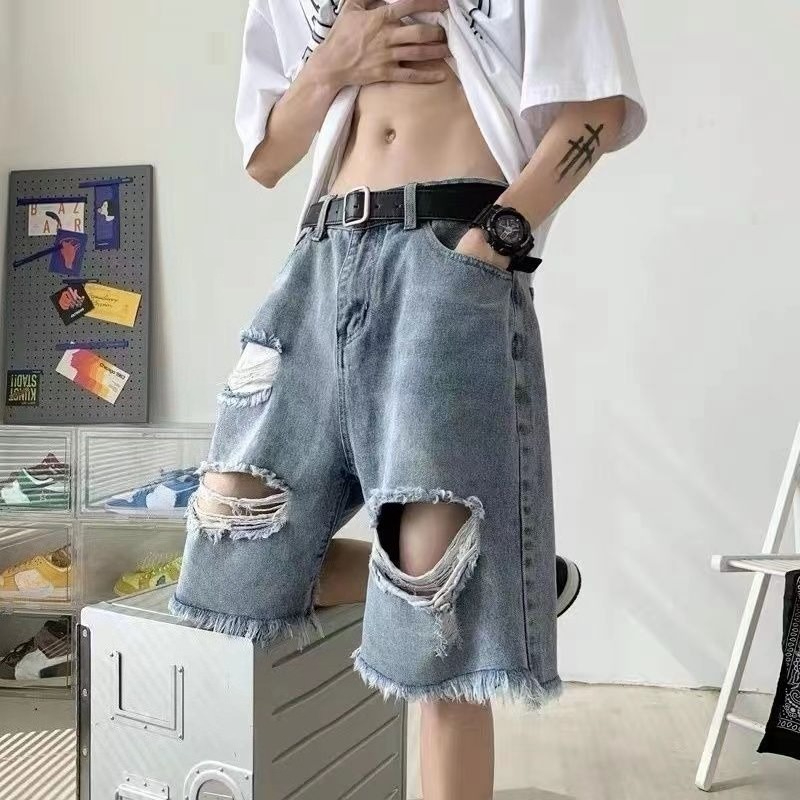 エッジの効いたクールなメンズリップドデニムショートパンツヴィ - Street Fashion Hong Kong のレビューと価格