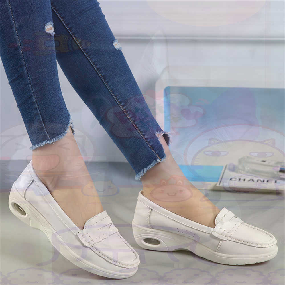 ソフトスリッポンレディース大きいサイズの靴ウォーキングテニス - Street Fashion Vietnam のレビューと価格